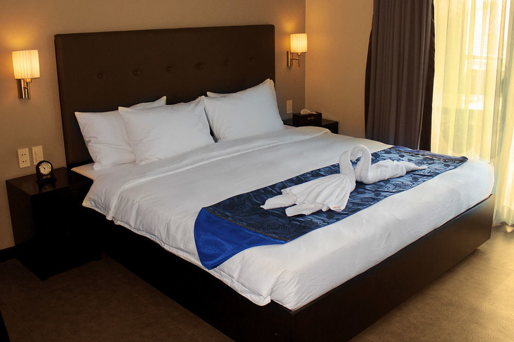 Sun Plaza Subic Hotel Olongapo Eksteriør billede