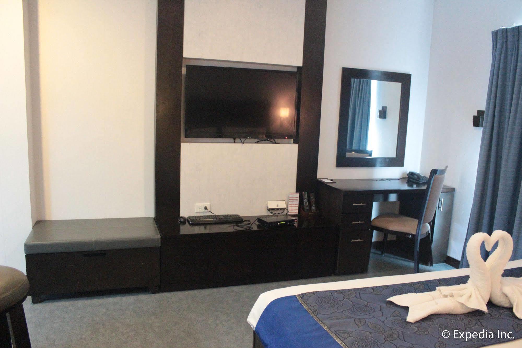 Sun Plaza Subic Hotel Olongapo Eksteriør billede