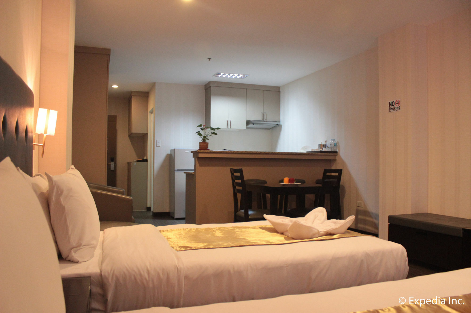 Sun Plaza Subic Hotel Olongapo Eksteriør billede